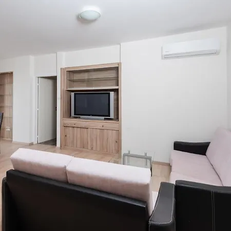 Appartamento Caspian Flat 305