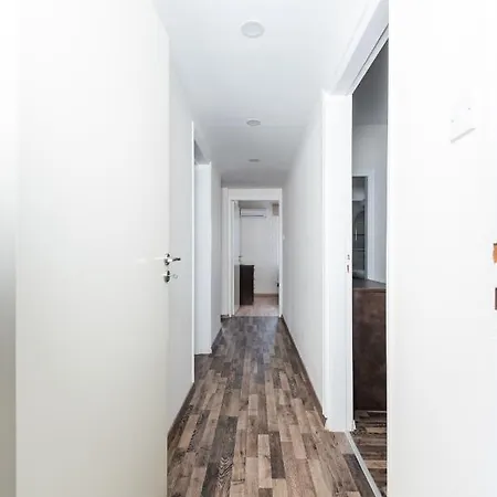 Caspian Flat 305 Appartamento