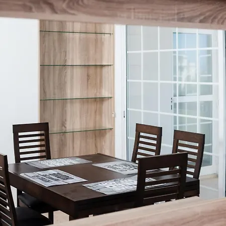 Appartamento Caspian Flat 305